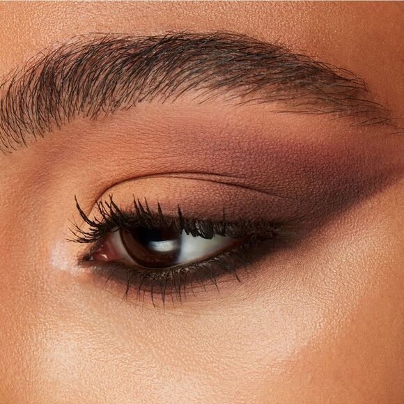 MAC Eyeshadow in Finjan (Matte Mauve Brown) - Picture 4 of 15